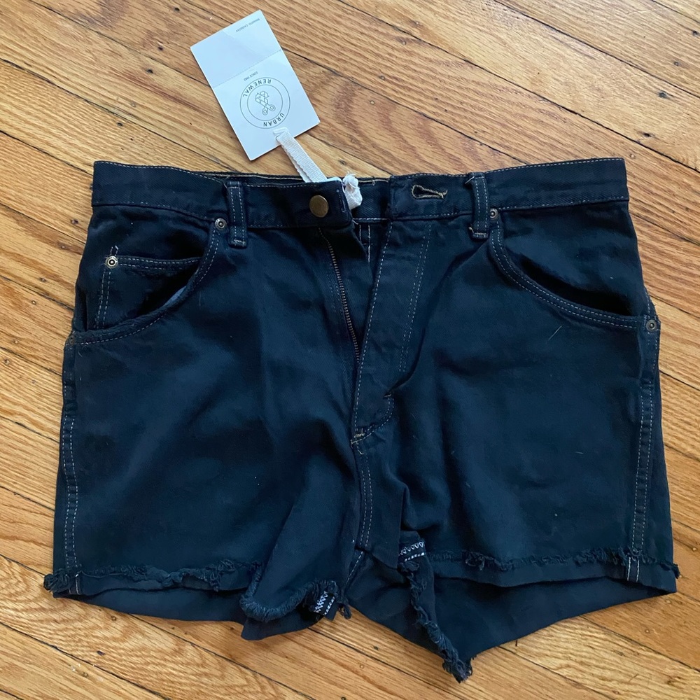 Urban Outfitters Renewal Weangler Black Denim Cutoffs Medium / 27 28 29